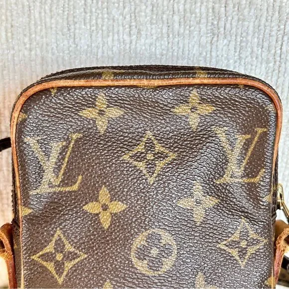 Louis Vuitton Mini Danube - Picture 13 of 16